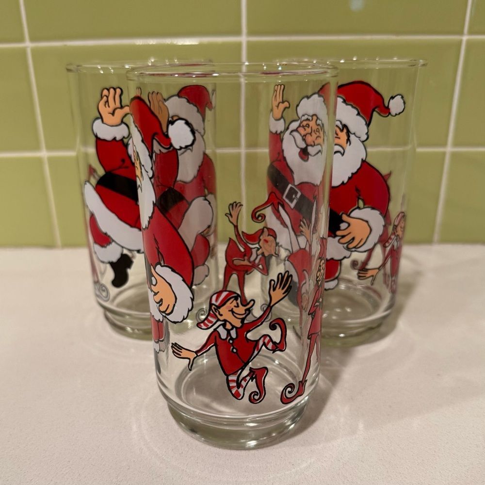 Vintage Dancing Santa Claus & Elves Glasses Set of 3 - Picture 3 of 9